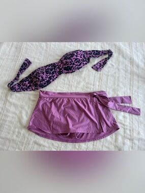 TOMMY BAHAMA Bandeau Bikini Top & Skirted Swim Bottoms Set | S & M